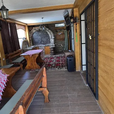 Farah Villa *