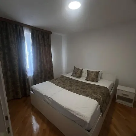 Vila Farah Semizovac